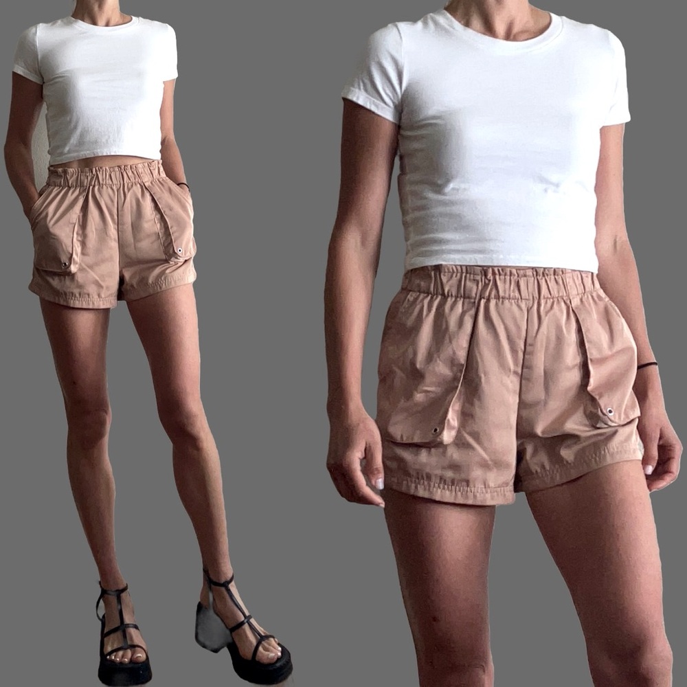 Forever 21 beige shorts, size XS